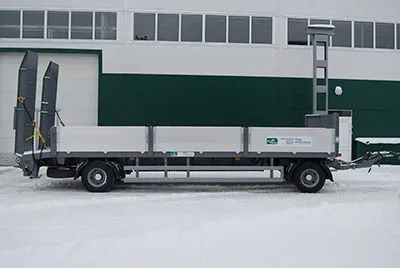 Новинка серии Trailer: бортовой прицеп 83402T-S15